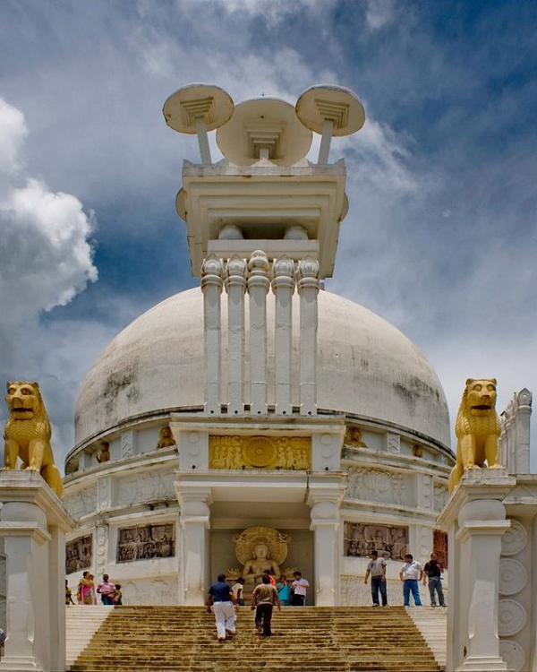 Dhauli Shanti Tupa